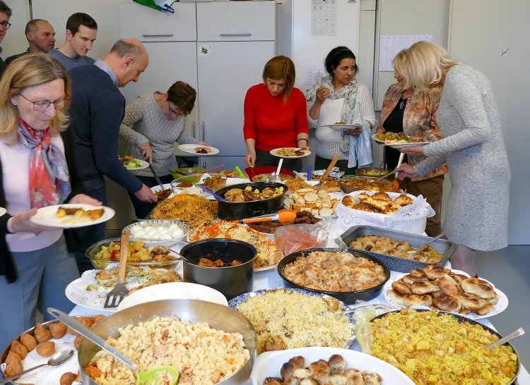 Buffet zur Feier des Weltfrauentags
