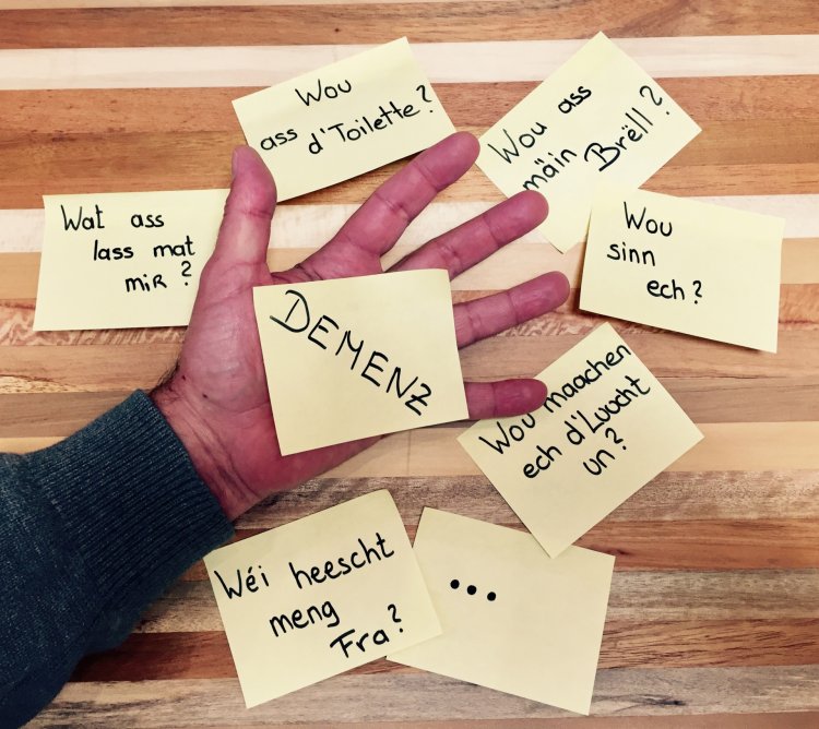 Hand - Post it Hand - Post it