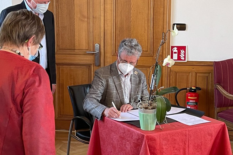 20210421 - Signature Pakt vum Zesummeliewen - 17
